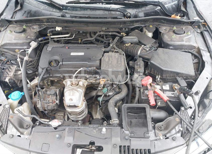 Photo 10 of 2017 Honda Accord LX (VIN 1HGCR2F32HA220456)