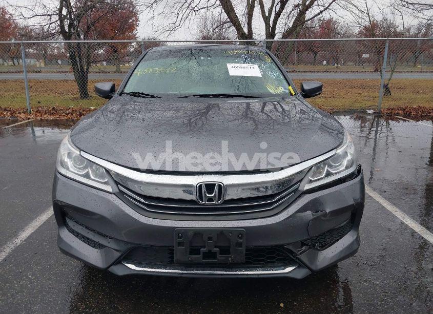 Photo 12 of 2017 Honda Accord LX (VIN 1HGCR2F32HA220456)