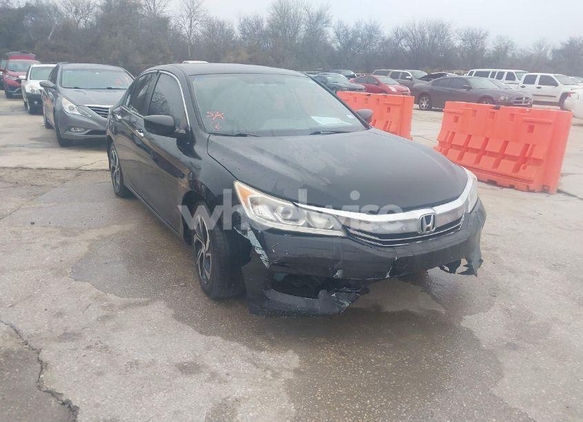 2017 Honda Accord LX (VIN 1HGCR2F32HA221090) main photo