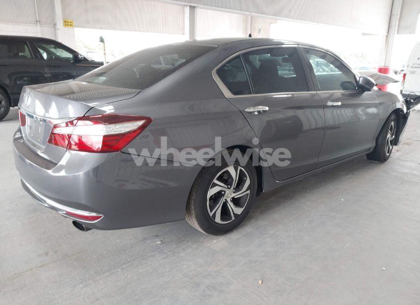 Photo 4 of 2017 Honda Accord LX (VIN 1HGCR2F32HA261878)