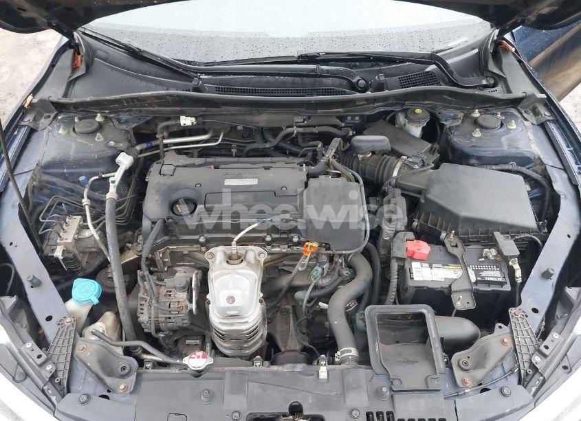 Photo 10 of 2017 Honda Accord LX (VIN 1HGCR2F32HA264571)