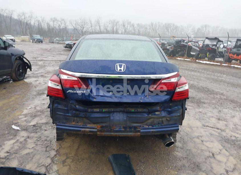 Photo 17 of 2017 Honda Accord LX (VIN 1HGCR2F32HA264571)