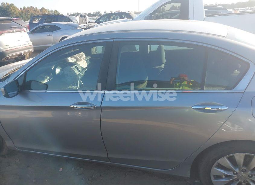 Photo 15 of 2017 Honda Accord LX (VIN 1HGCR2F32HA288644)