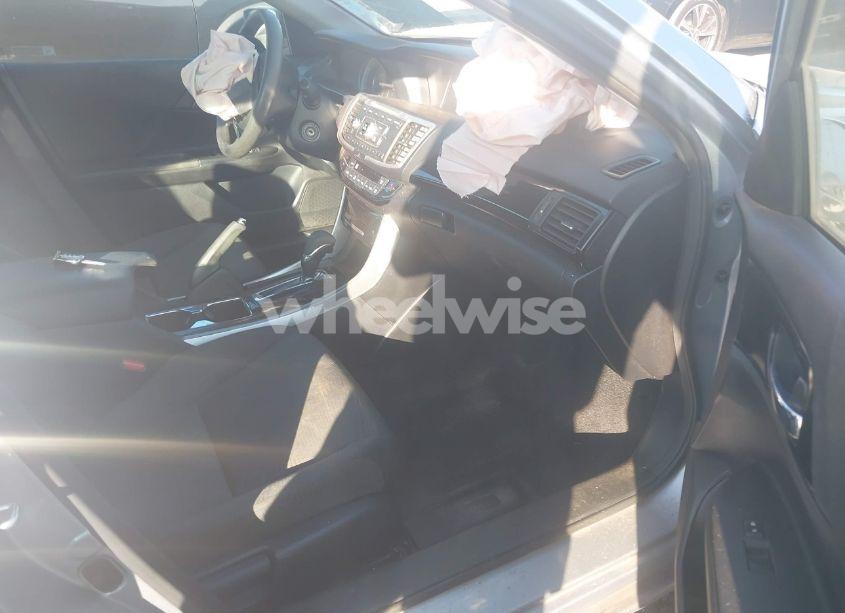 Photo 5 of 2017 Honda Accord LX (VIN 1HGCR2F32HA288644)