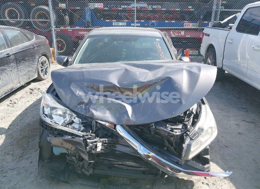 Photo 13 of 2017 Honda Accord LX (VIN 1HGCR2F32HA291365)