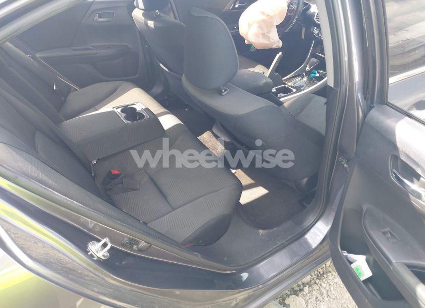 Photo 8 of 2017 Honda Accord LX (VIN 1HGCR2F32HA291365)