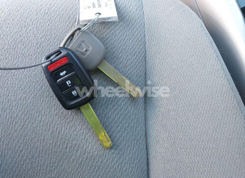 Photo 11 of 2013 Honda Accord LX (VIN 1HGCR2F33DA002469)