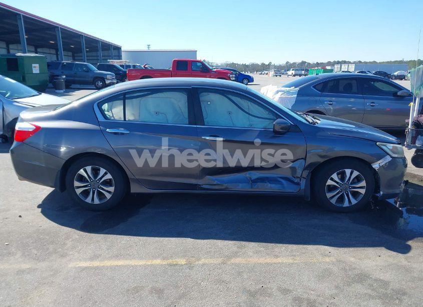 Photo 13 of 2013 Honda Accord LX (VIN 1HGCR2F33DA002469)