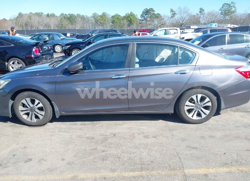 Photo 14 of 2013 Honda Accord LX (VIN 1HGCR2F33DA002469)