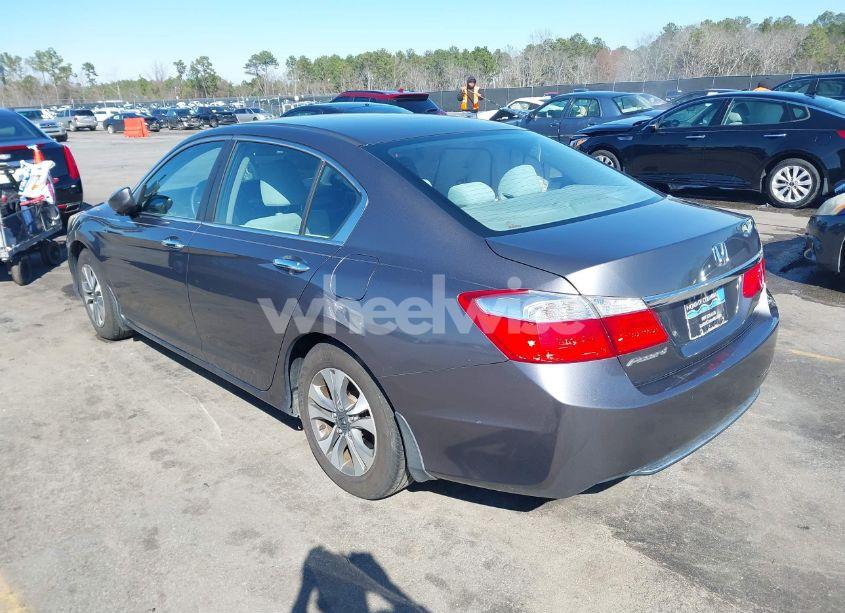 Photo 3 of 2013 Honda Accord LX (VIN 1HGCR2F33DA002469)