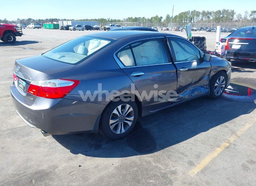 Photo 4 of 2013 Honda Accord LX (VIN 1HGCR2F33DA002469)
