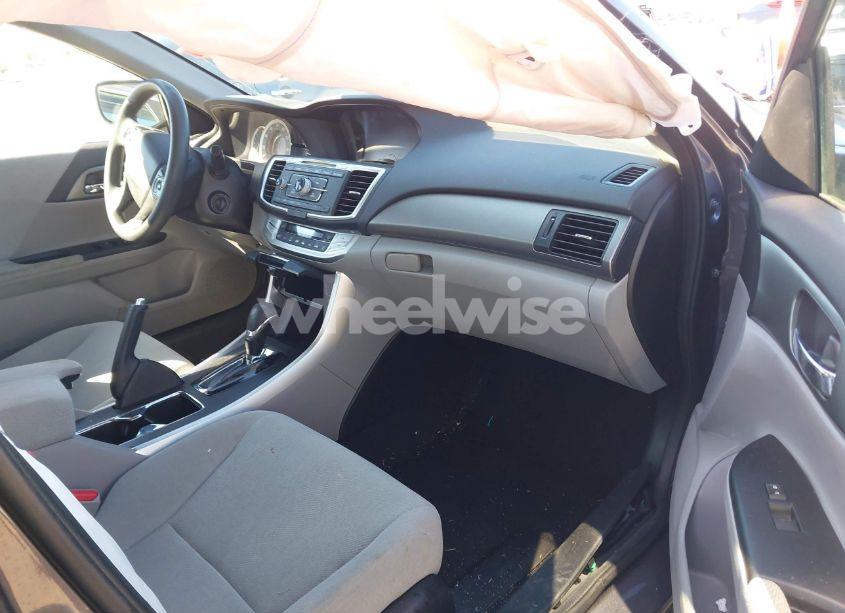 Photo 5 of 2013 Honda Accord LX (VIN 1HGCR2F33DA002469)