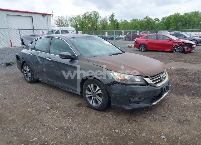 2013 Honda Accord LX (VIN 1HGCR2F33DA005839) main photo