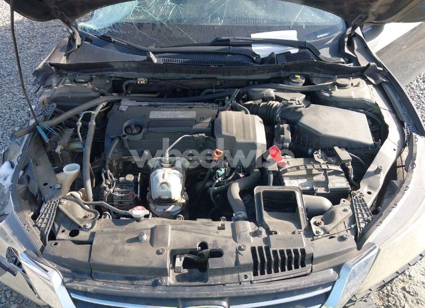 Photo 10 of 2013 Honda Accord LX (VIN 1HGCR2F33DA008191)