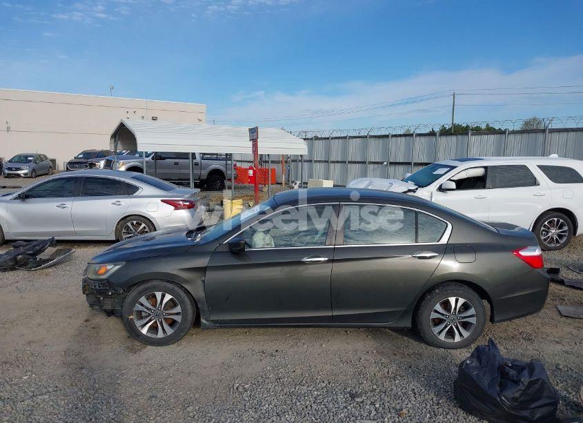 Photo 15 of 2013 Honda Accord LX (VIN 1HGCR2F33DA008191)