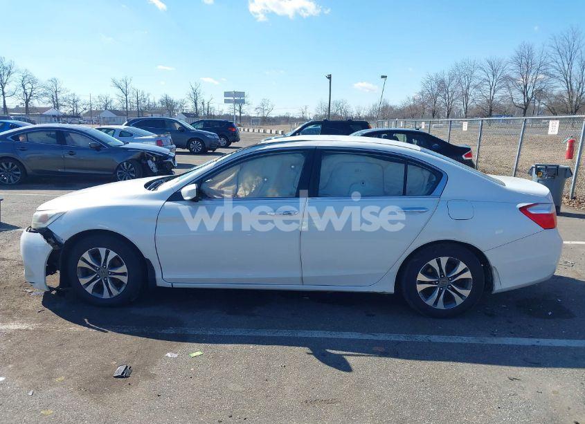 Photo 14 of 2013 Honda Accord LX (VIN 1HGCR2F33DA030093)