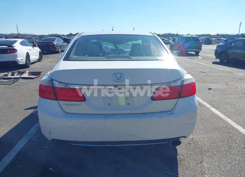Photo 16 of 2013 Honda Accord LX (VIN 1HGCR2F33DA030093)