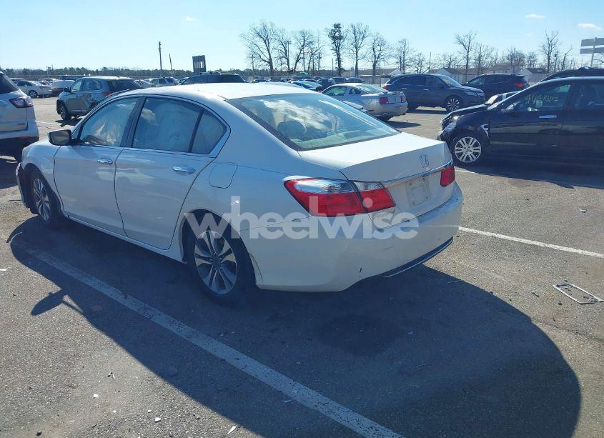Photo 3 of 2013 Honda Accord LX (VIN 1HGCR2F33DA030093)