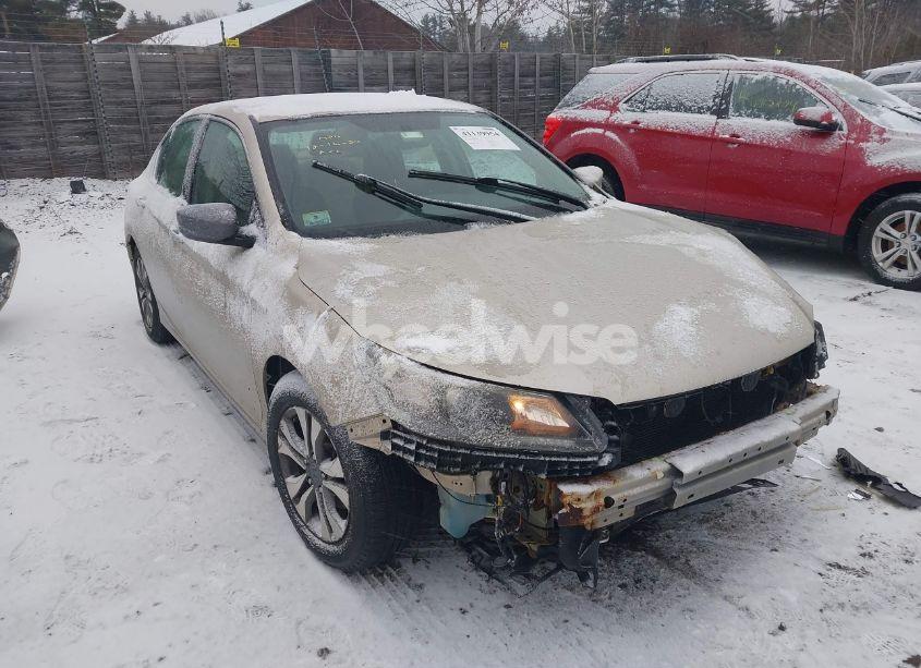 2013 Honda Accord LX (VIN 1HGCR2F33DA054474) main photo