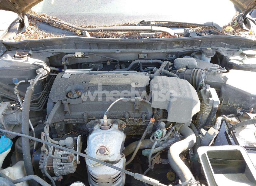 Photo 10 of 2013 Honda Accord LX (VIN 1HGCR2F33DA072280)