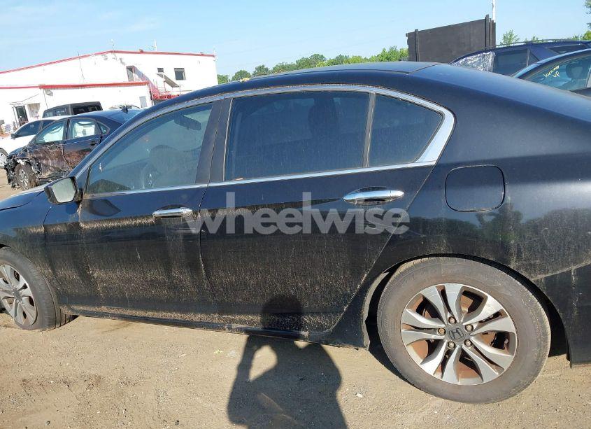 Photo 14 of 2013 Honda Accord LX (VIN 1HGCR2F33DA072280)