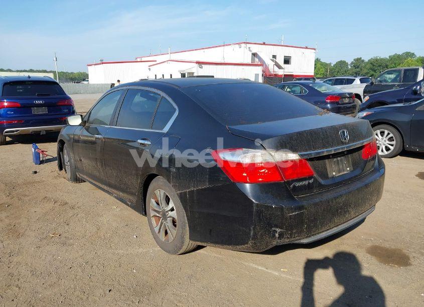 Photo 3 of 2013 Honda Accord LX (VIN 1HGCR2F33DA072280)