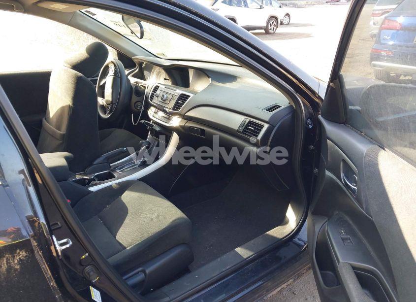 Photo 5 of 2013 Honda Accord LX (VIN 1HGCR2F33DA072280)