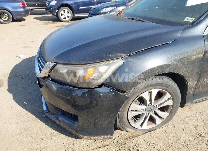 Photo 6 of 2013 Honda Accord LX (VIN 1HGCR2F33DA072280)
