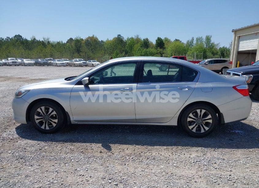 Photo 14 of 2013 Honda Accord LX (VIN 1HGCR2F33DA084493)