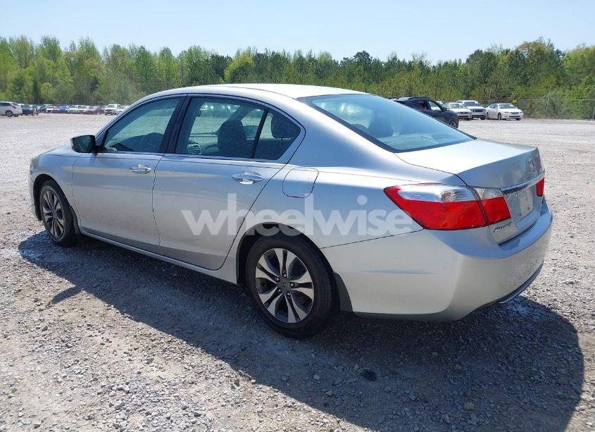 Photo 3 of 2013 Honda Accord LX (VIN 1HGCR2F33DA084493)