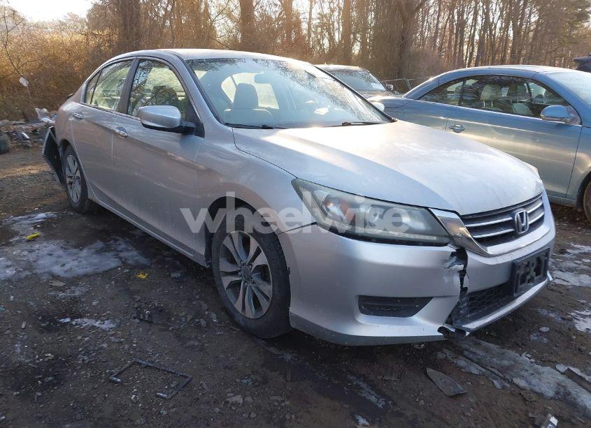 2013 Honda Accord LX (VIN 1HGCR2F33DA087300) main photo