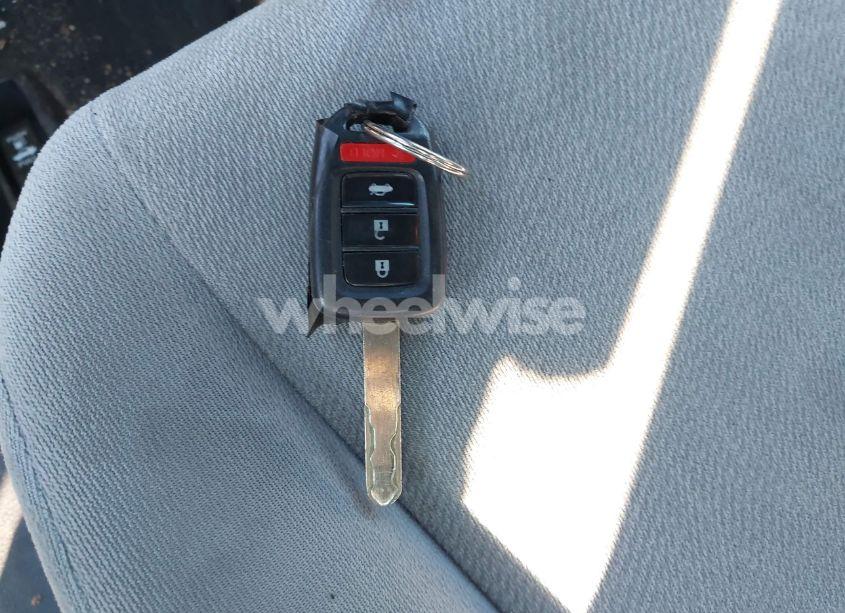 Photo 11 of 2013 Honda Accord LX (VIN 1HGCR2F33DA087300)