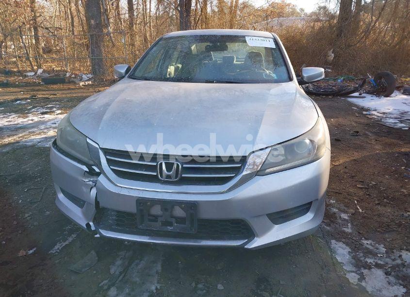 Photo 12 of 2013 Honda Accord LX (VIN 1HGCR2F33DA087300)