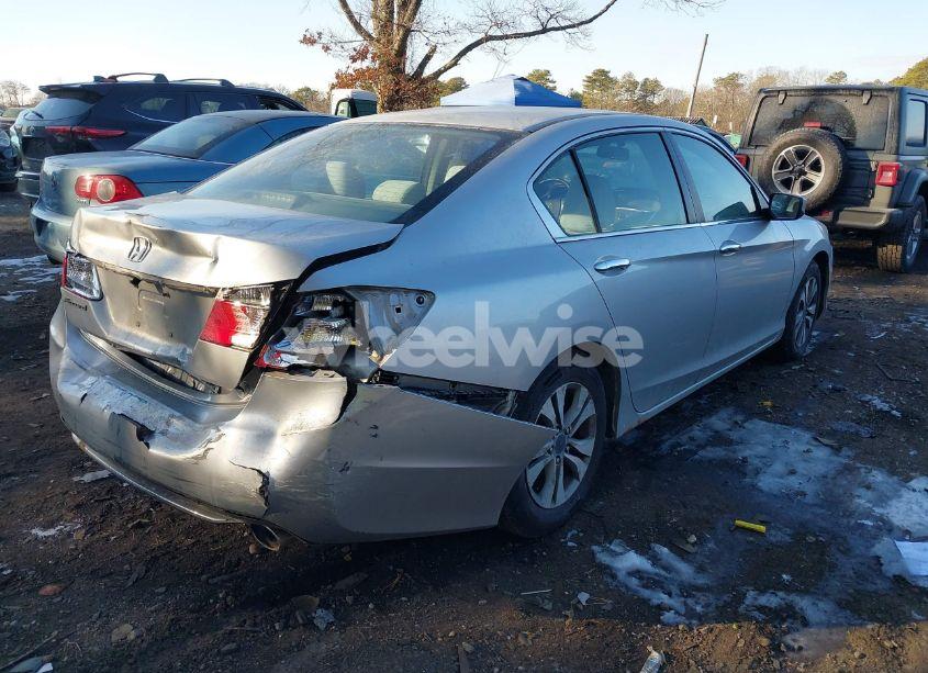 Photo 4 of 2013 Honda Accord LX (VIN 1HGCR2F33DA087300)