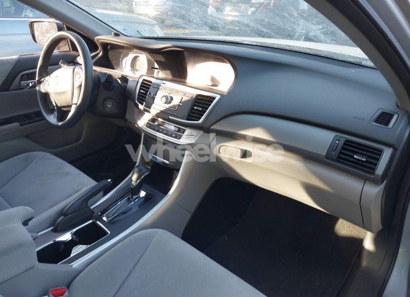 Photo 5 of 2013 Honda Accord LX (VIN 1HGCR2F33DA087300)