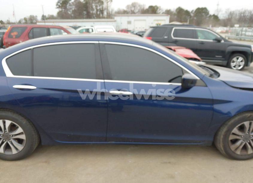 Photo 13 of 2013 Honda Accord LX (VIN 1HGCR2F33DA109781)