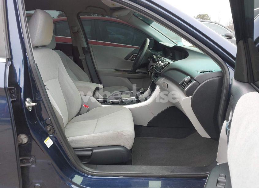 Photo 5 of 2013 Honda Accord LX (VIN 1HGCR2F33DA109781)