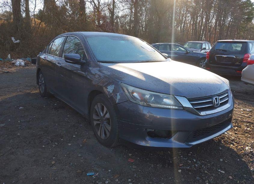 2013 Honda Accord LX (VIN 1HGCR2F33DA141193) main photo
