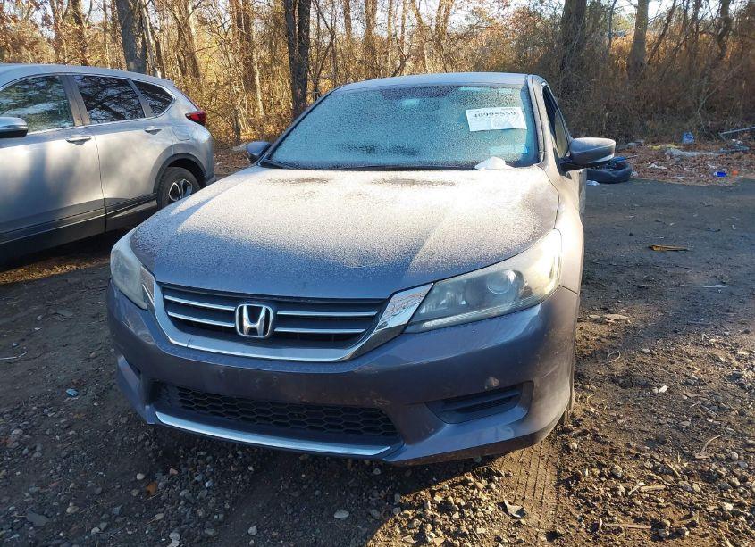 Photo 12 of 2013 Honda Accord LX (VIN 1HGCR2F33DA141193)