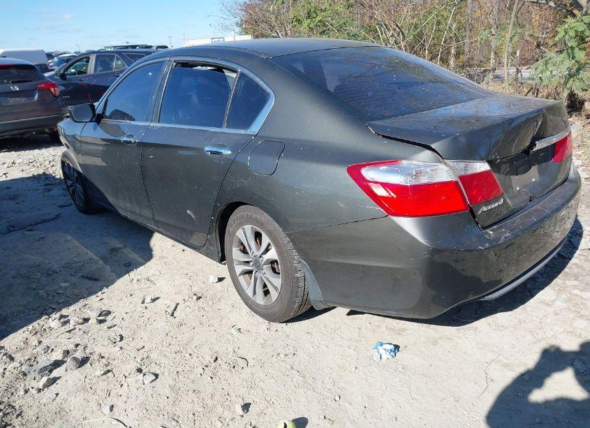 Photo 3 of 2013 Honda Accord LX (VIN 1HGCR2F33DA160293)