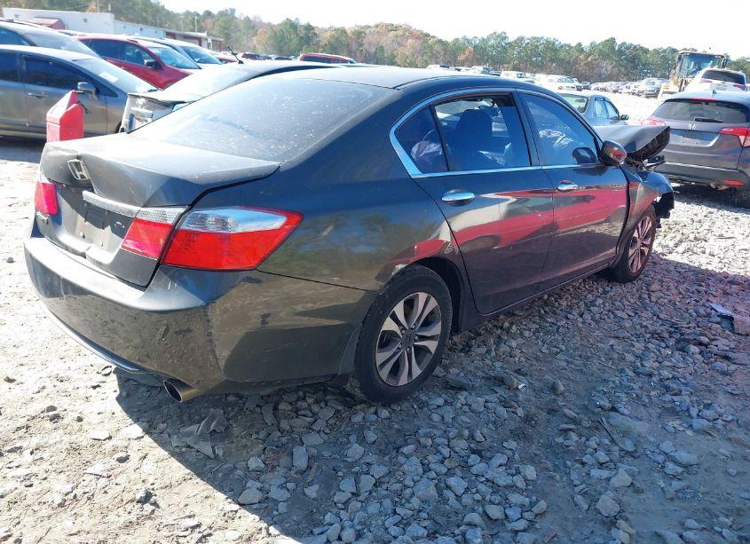 Photo 4 of 2013 Honda Accord LX (VIN 1HGCR2F33DA160293)