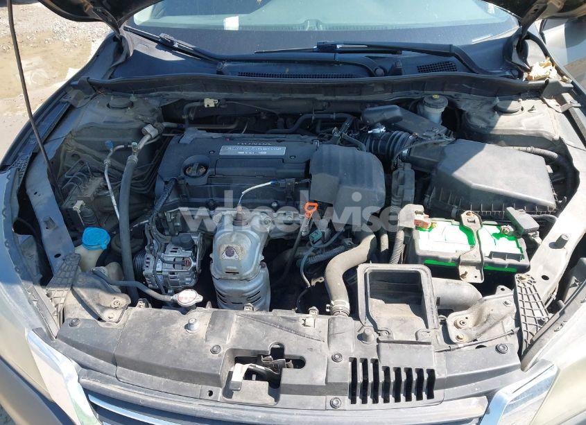 Photo 10 of 2013 Honda Accord LX (VIN 1HGCR2F33DA184934)