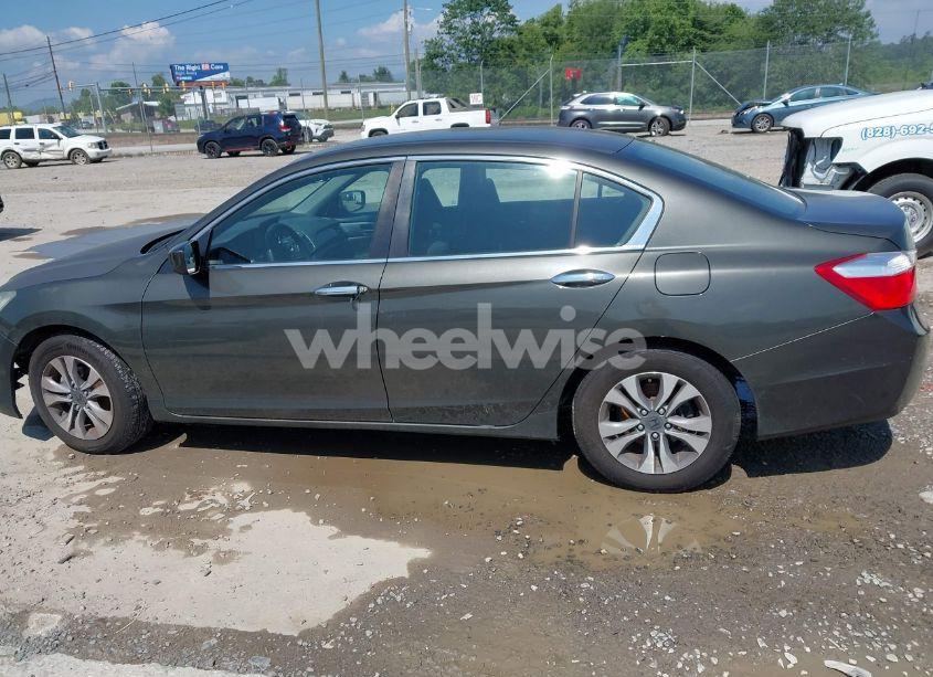 Photo 14 of 2013 Honda Accord LX (VIN 1HGCR2F33DA184934)