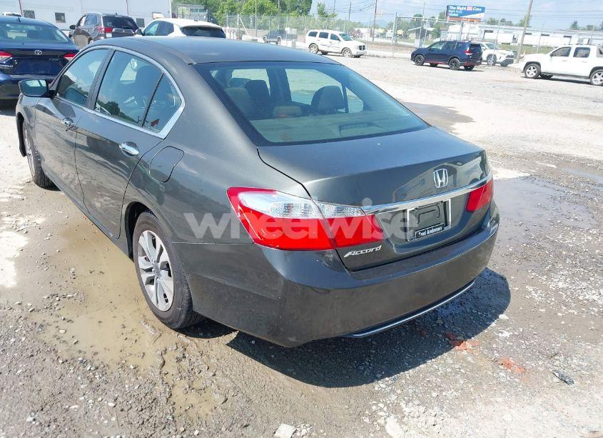 Photo 3 of 2013 Honda Accord LX (VIN 1HGCR2F33DA184934)