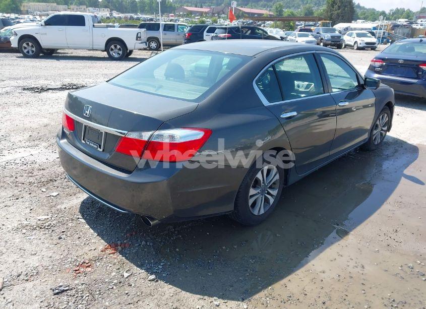 Photo 4 of 2013 Honda Accord LX (VIN 1HGCR2F33DA184934)