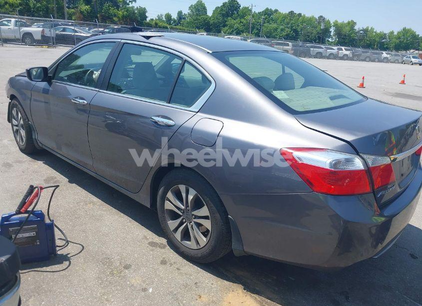 Photo 3 of 2013 Honda Accord LX (VIN 1HGCR2F33DA198056)