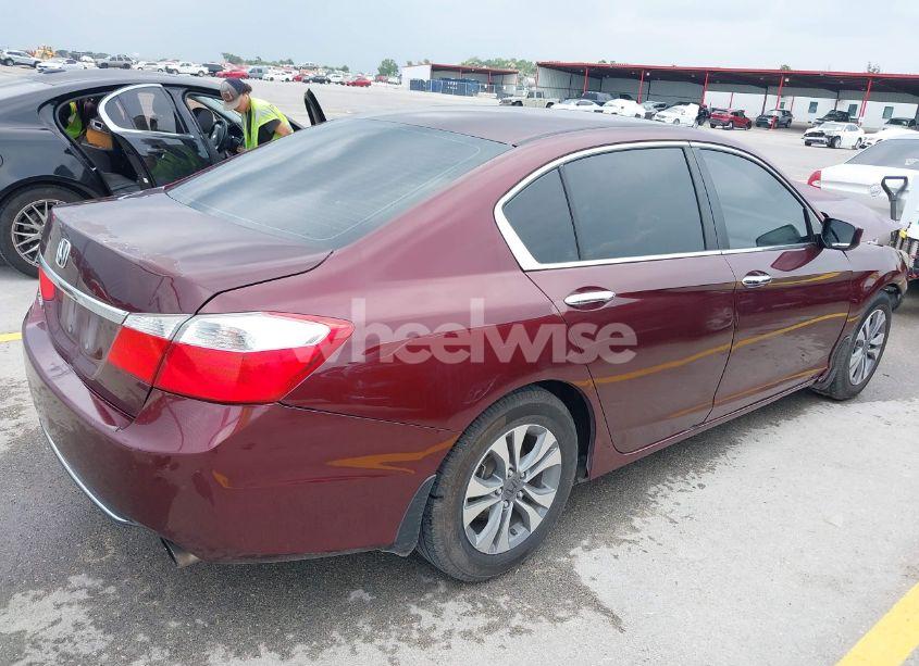 Photo 4 of 2013 Honda Accord LX (VIN 1HGCR2F33DA211727)