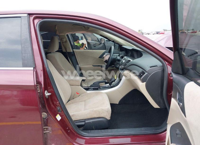 Photo 5 of 2013 Honda Accord LX (VIN 1HGCR2F33DA211727)