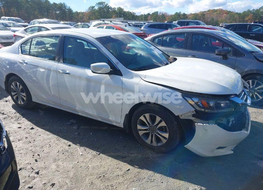 2013 Honda Accord LX (VIN 1HGCR2F33DA232013) main photo