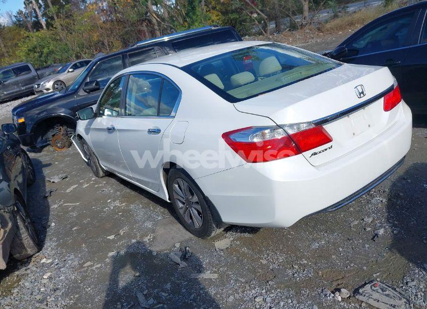 Photo 3 of 2013 Honda Accord LX (VIN 1HGCR2F33DA232013)